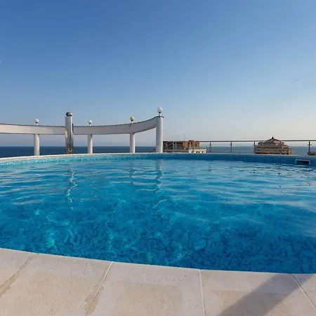 아파트 ❤apartament In With Pool On Roof ❤oe❤ 라브다